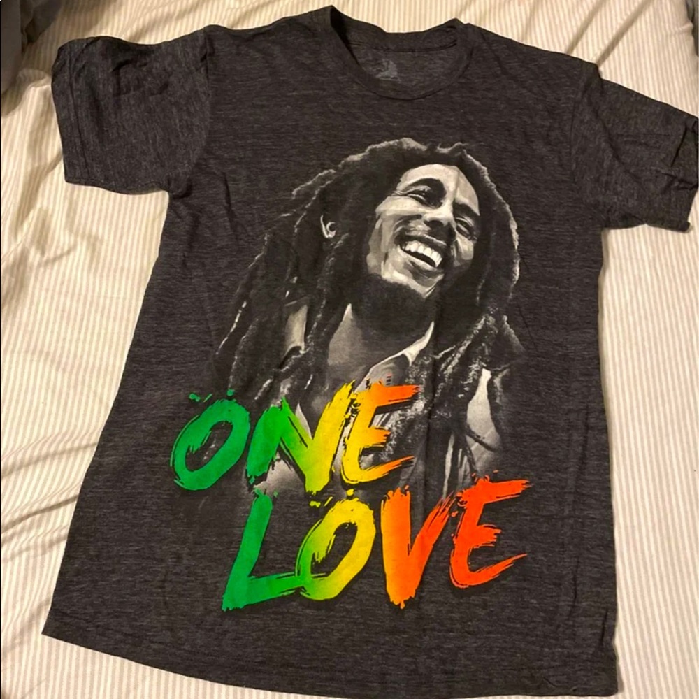 Bob marley t shirt